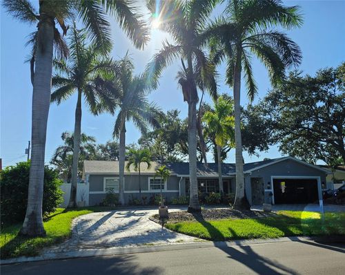 2649 64th Way N, St Petersburg, FL, 33710-4037 | Card Image