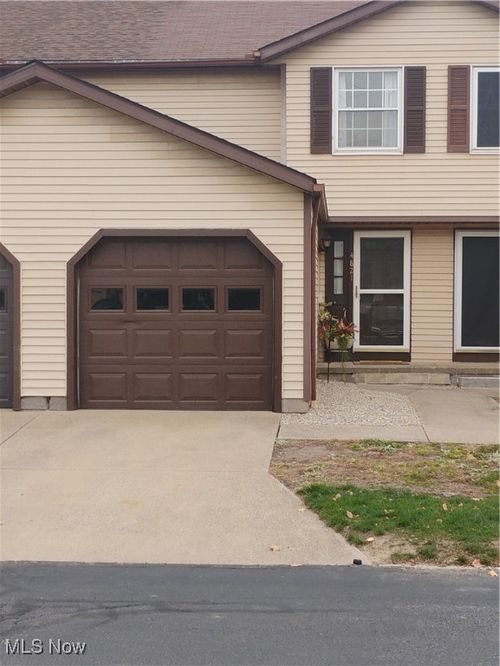 4821 Grafton Rd, Brunswick, OH, 44212-2011 | Card Image