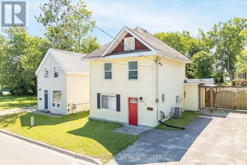 277 Gloucester St, Midland, ON, L4R1H6 | Card Image