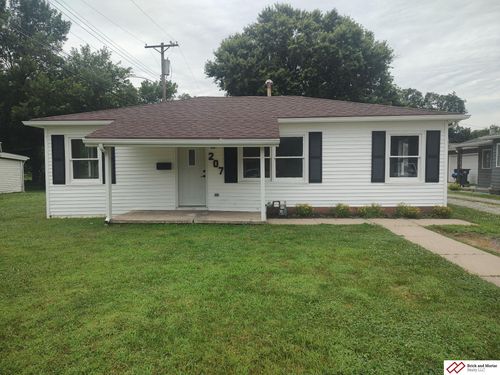 207 N Sumner St, Beatrice, NE, 68310-3647 | Card Image
