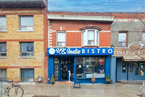 695 College St, Toronto, ON, M6G1B9 | Card Image