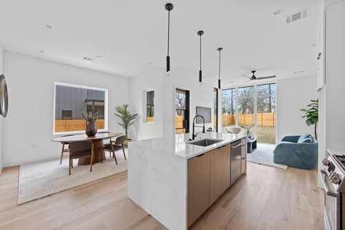 b-1409 Valleyridge Dr, Austin, TX, 78704-6059 | Card Image