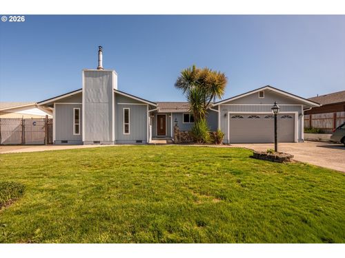 445 Camellia Ct, Reedsport, OR, 97467-1904 | Card Image