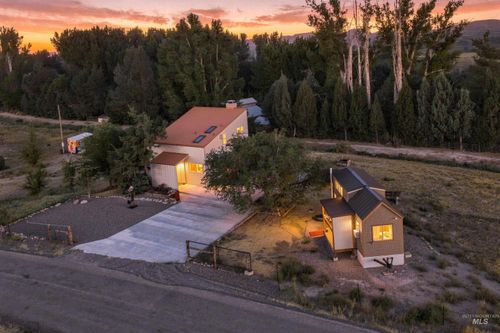 32337 Belle Ave, Bruneau, ID, 83604-5153 | Card Image