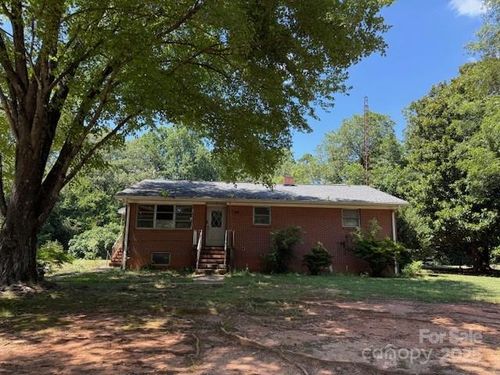 322 Pinkney Rd, Dallas, NC, 28034-9774 | Card Image