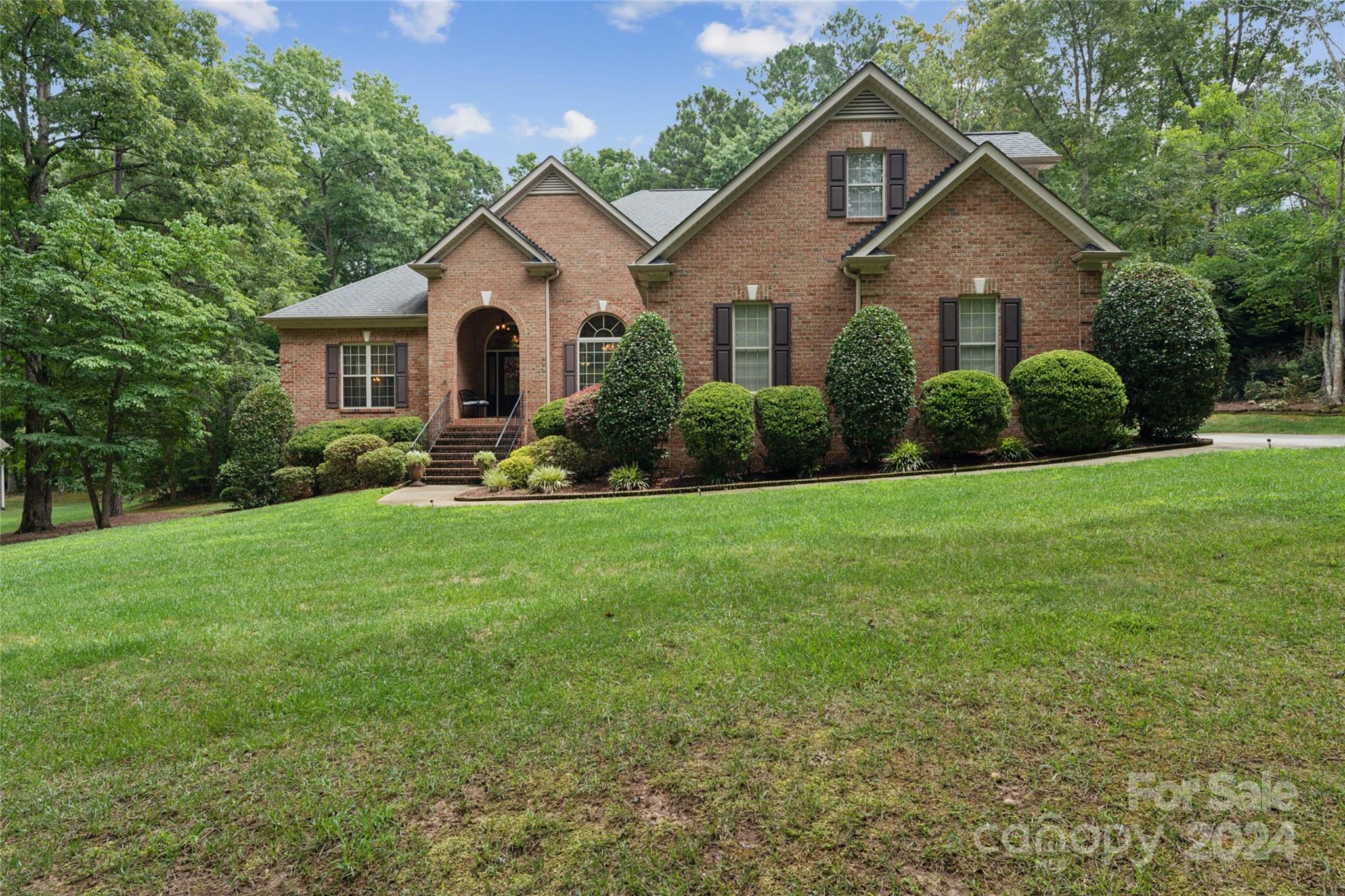 Sawgrass Ct, Denver, NC 28037