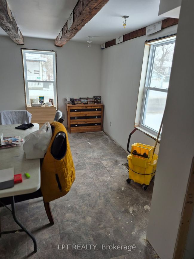 474 Main St, House other with 3 bedrooms, 2 bathrooms and 2 parking in Newburgh ON | Image 8