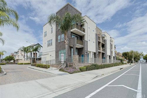 1300 N Harbor Blvd, Santa Ana, CA, 92703-3343 | Card Image
