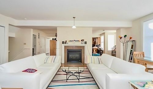 53 Winslow Road, Brookline, MA, 02446 | Card Image