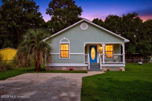 11043 Noll Dr, D'Iberville, MS, 39540-2768 | Card Image
