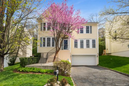 26 Bellefair Rd, Port Chester, NY, 10573-5507 | Card Image