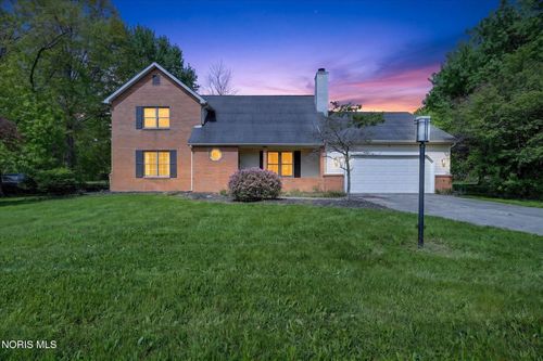 28741 White Rd, Perrysburg, OH, 43551-3657 | Card Image