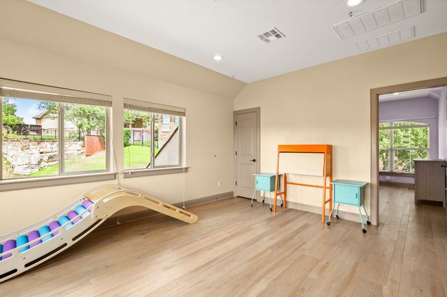 2502 Highland Trl, House other with 5 bedrooms, 5 bathrooms and 3 parking in Leander TX | Image 24