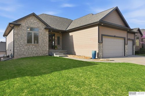 2831 Shadowbrook Dr, Lincoln, NE, 68516-7732 | Card Image