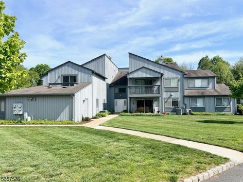 189 Drake Ln, Ledgewood, NJ, 07852-9675 | Card Image