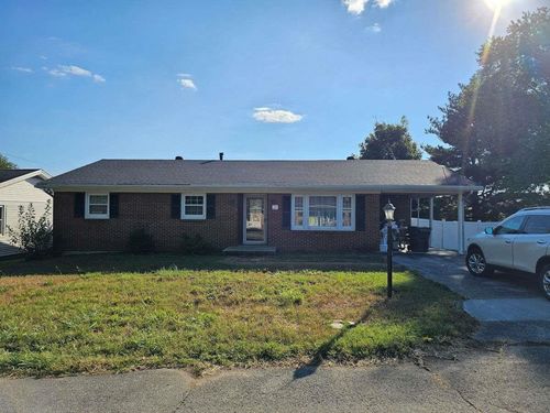 412 Owens St, Cave City, KY, 42127-9562 | Card Image