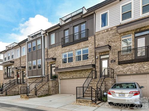 17043 Soho Dr, Charlotte, NC, 28204-3573 | Card Image