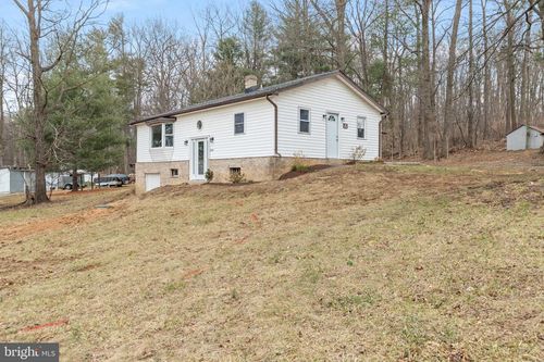 1178 S Middle Rd, TIMBERVILLE, VA, 22853-9565 | Card Image