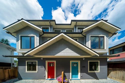 3-6555 Carnegie Street, Burnaby, BC, V5B1Y2 | Card Image
