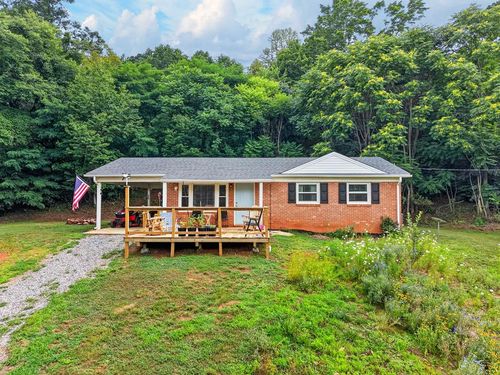 1917 Bull Mountain Rd, Stuart, VA, 24171-3022 | Card Image