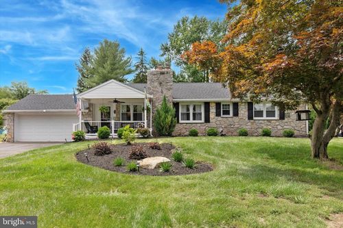 607 Jays Ln, POTTSTOWN, PA, 19464-1035 | Card Image