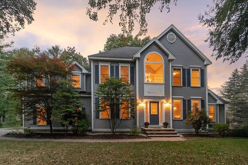 4 Casie Ln, Westford, MA, 01886-4063 | Card Image