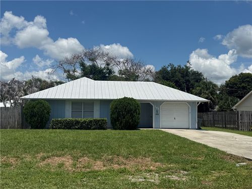 265 13th Ave, Vero Beach, FL, 32962-2850 | Card Image