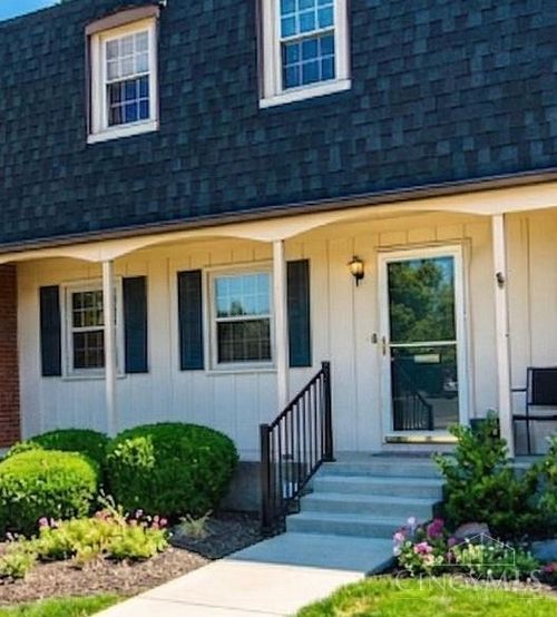 19 Creekwood Sq, Cincinnati, OH, 45246 | Card Image