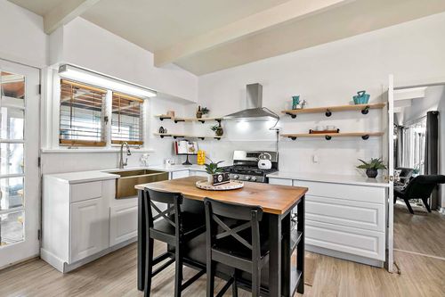 7836 W River Rd, Brooklyn Park, MN, 55444-2148 | Card Image