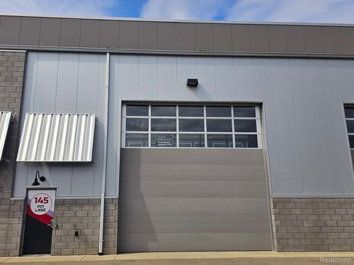 145 Pit Ln, Pontiac, MI, 48341-2792 | Card Image