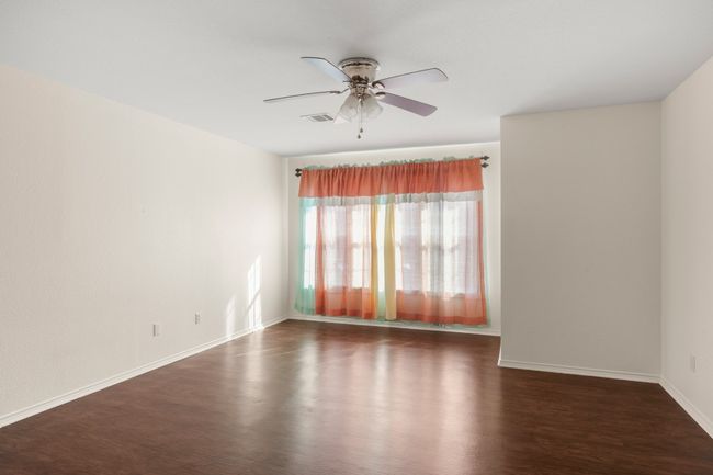 300 Emerald Fields Ln, House other with 4 bedrooms, 3 bathrooms and 4 parking in Kyle TX | Image 21
