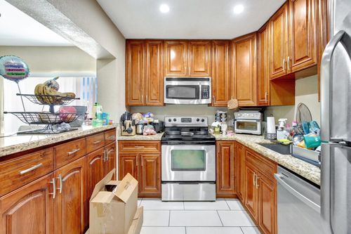 apt-4-9725 Nw 26th Ct, Sunrise, FL, 33322-2721 | Card Image