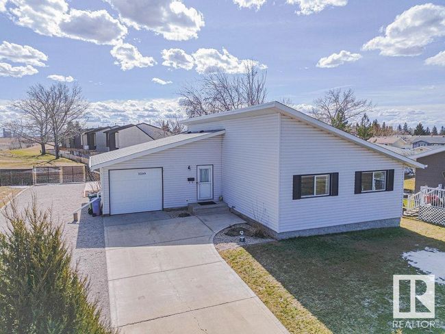 5209 37a Ave, House other with 4 bedrooms, 2 bathrooms and null parking in Wetaskiwin AB | Image 4
