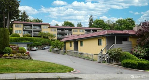 305-11642 100th Ave Ne, Kirkland, WA, 98034-6523 | Card Image