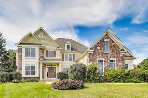 24744 N Golden Oat Cir, Cary, IL, 60013-2348 | Card Image