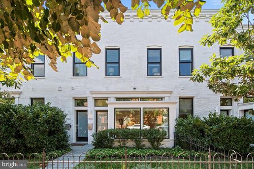 1102 T St Nw, WASHINGTON, DC, 20009-4427 | Card Image