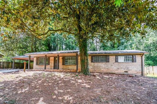 2330 Chestnut Log Loop, Lithia Springs, GA, 30122-3553 | Card Image