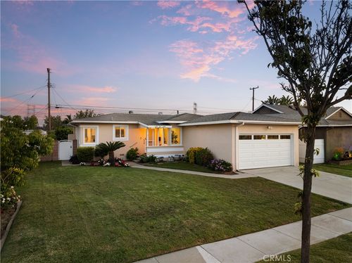 6430 Denmead St, Lakewood, CA, 90713-2117 | Card Image