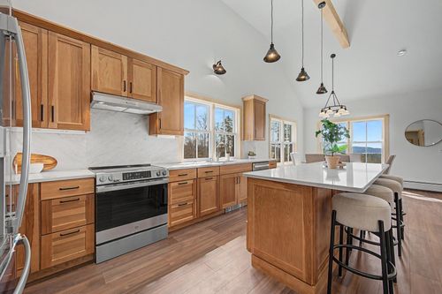 107 Granite Ridge Rd, Sunapee, NH, 03782-3146 | Card Image