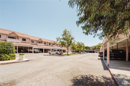 14-10943 Laurel Canyon Blvd, San Fernando, CA, 91340-4400 | Card Image