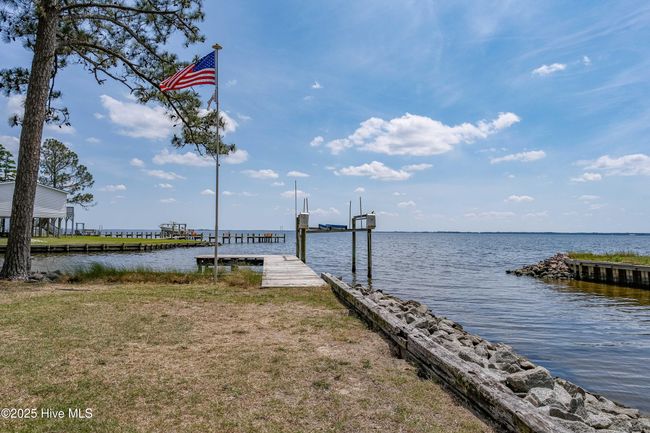 966 W Island View Rd, House other with 3 bedrooms, 2 bathrooms and null parking in Bath NC | Image 18
