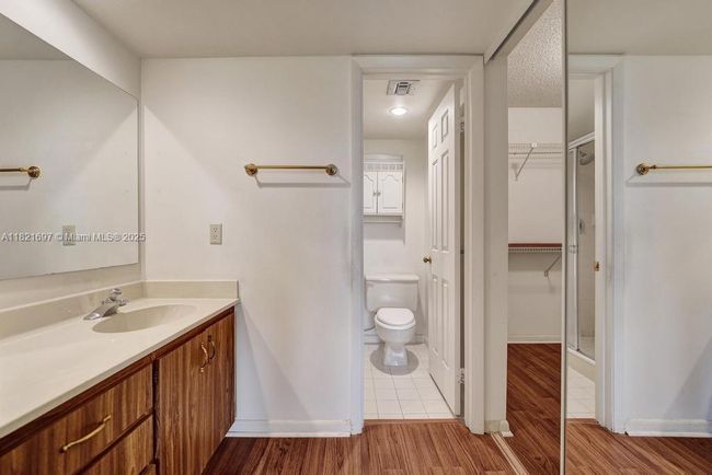 APT-103 - 1520 Whitehall Dr, Condo with 2 bedrooms, 2 bathrooms and null parking in Davie FL | Image 27