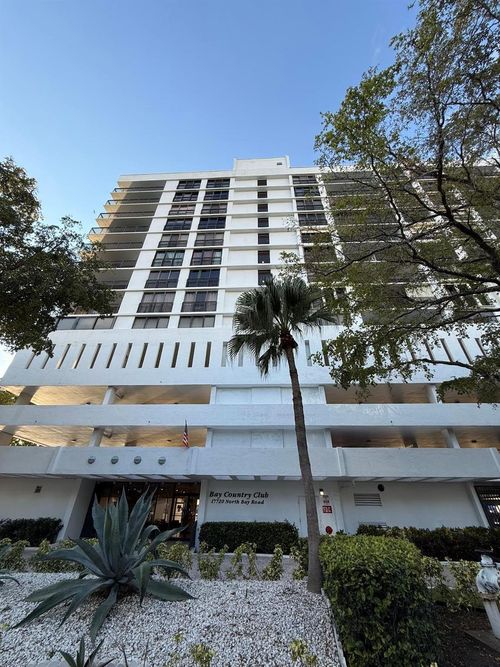 701-17720 N Bay Road, Sunny Isles Beach, FL, 33160 | Card Image