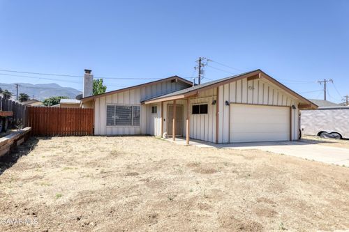 20412 El Porto Ct, Tehachapi, CA, 93561-8710 | Card Image