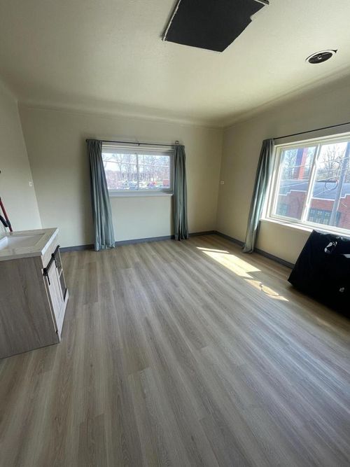 104-601 W Main Street, Lake Geneva, WI, 53147 | Card Image