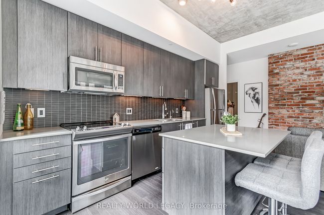 209 - 85 Duke St W, Condo with 1 bedrooms, 1 bathrooms and null parking in Kitchener ON | Image 7