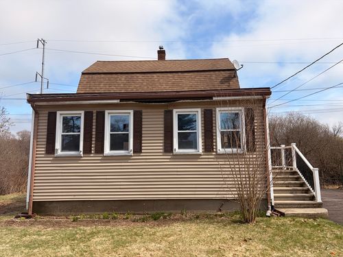 33 Hayes Ave, Whitman, MA, 02382-1052 | Card Image
