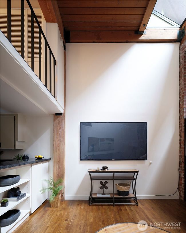 APT-3 - 611 Post Ave, Condo with 1 bedrooms, 2 bathrooms and null parking in Seattle WA | Image 4