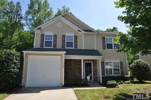 5909 Rivercliff Ct, Raleigh, NC, 27610-6055 | Card Image