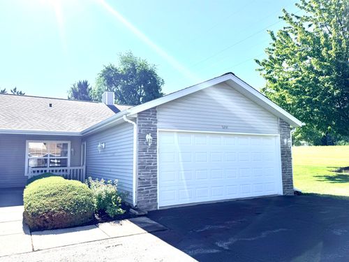 5241 Diane Dr, Rockford, IL, 61108-2382 | Card Image